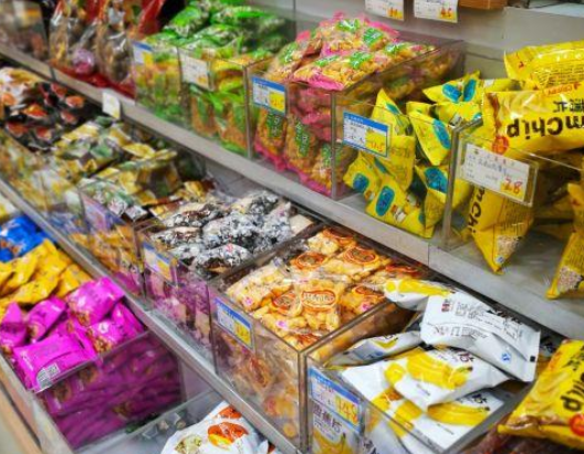 好利华休闲食品 一口美味，一口欢乐